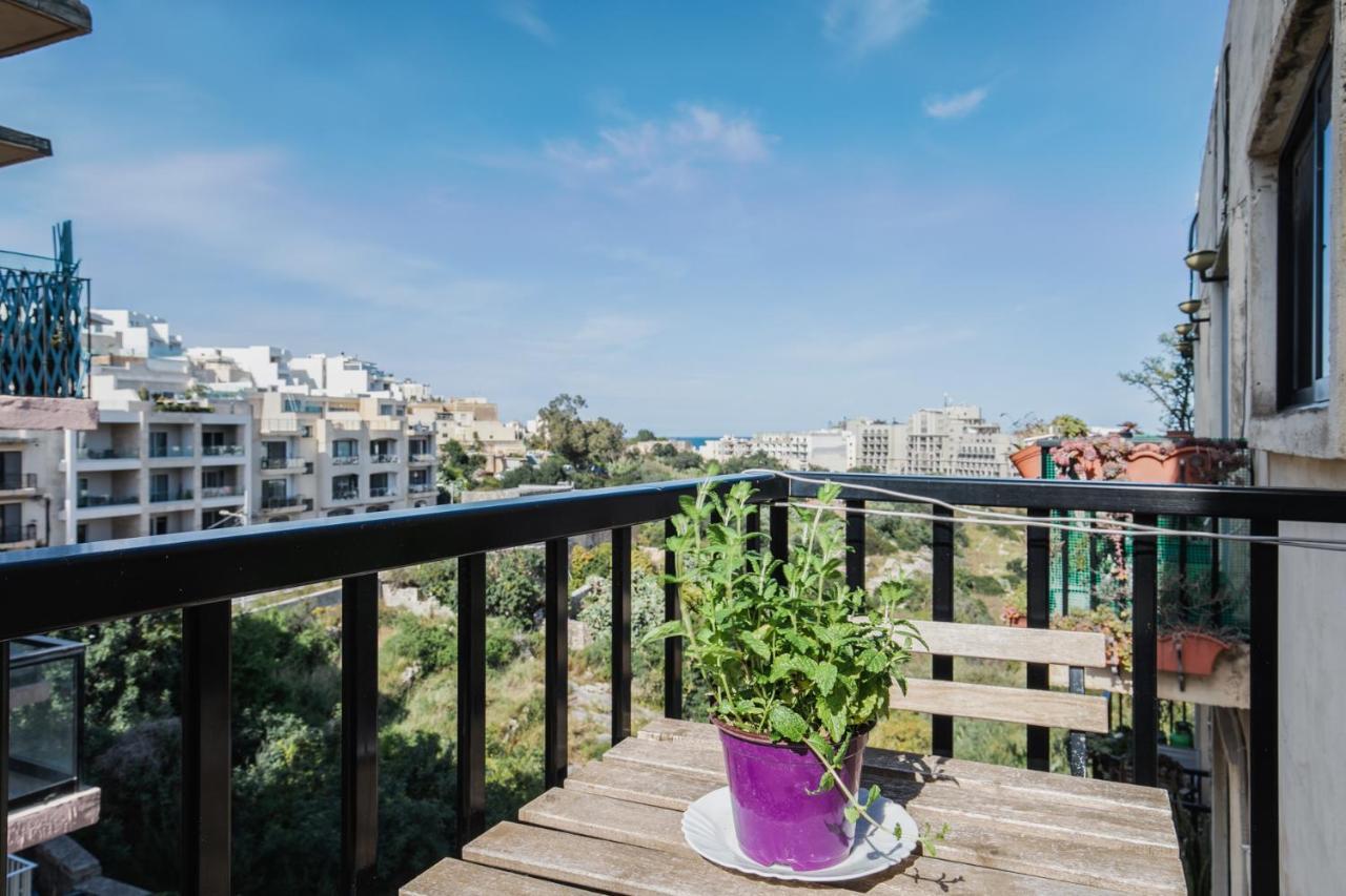 Stylish 3 Bedroom Apartment - St. Julians - 5 Mins From Balluta Bay Saint Julian's Dış mekan fotoğraf