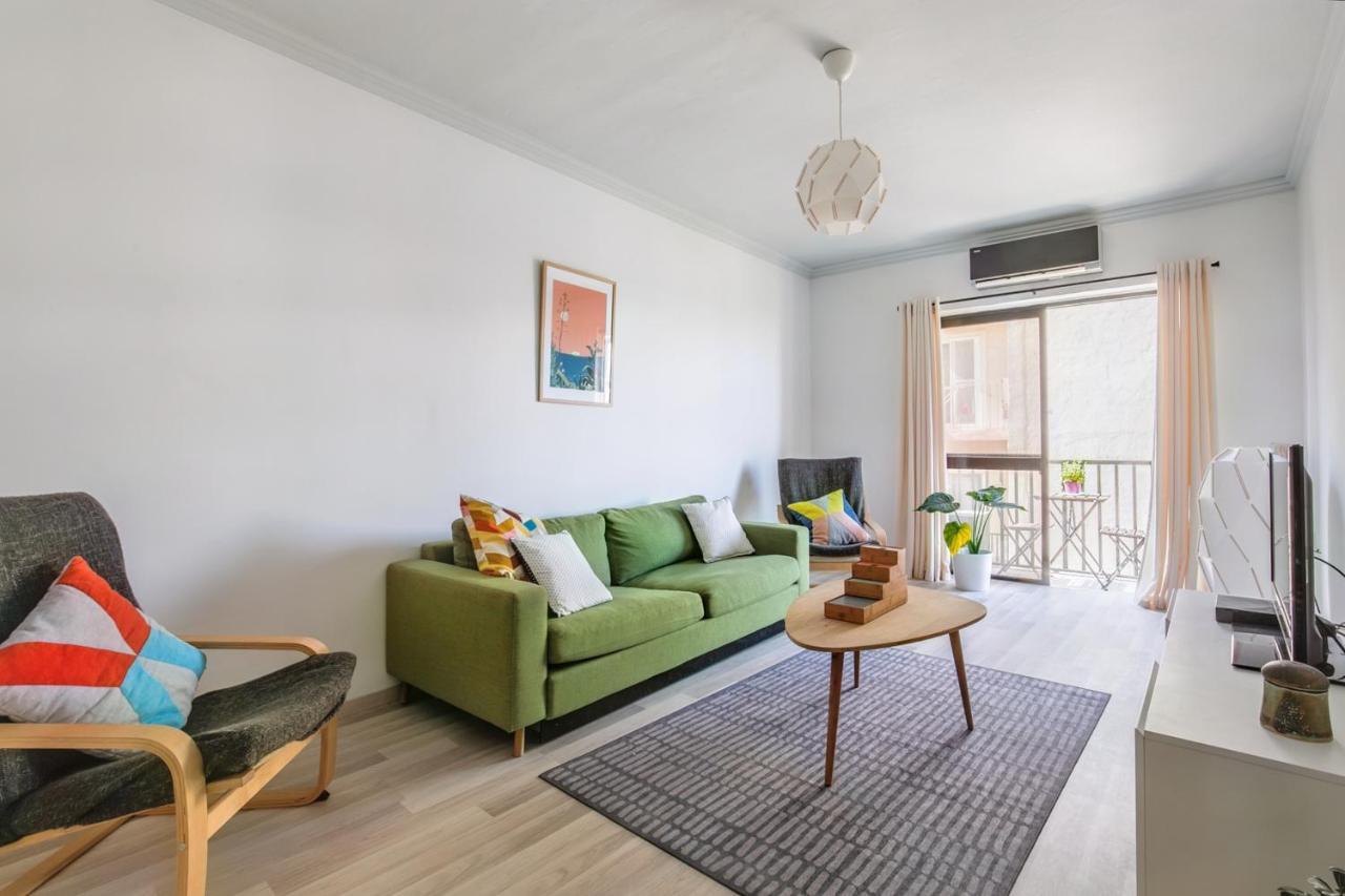 Stylish 3 Bedroom Apartment - St. Julians - 5 Mins From Balluta Bay Saint Julian's Dış mekan fotoğraf